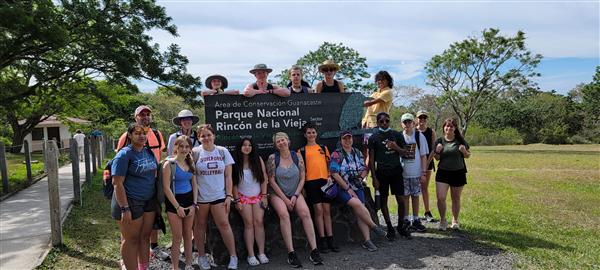 Group pic Spring 2023